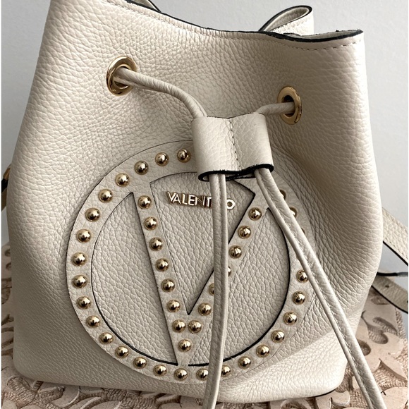 Mario Valentino NWT gorgeous bag - Picture 1 of 7